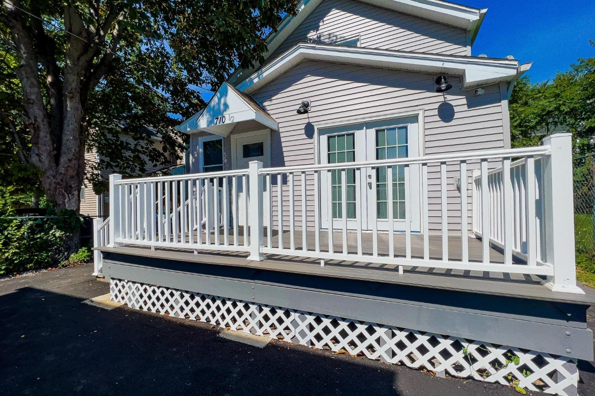 2 Homes, 1 Stay-7Br Niagara Falls Compound Exterior photo